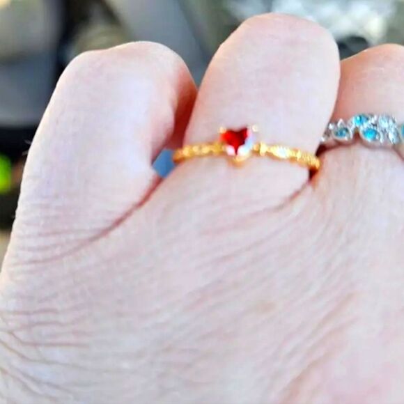 925 Stearling silver Stunning promise ring sz 7 - Picture 2 of 7